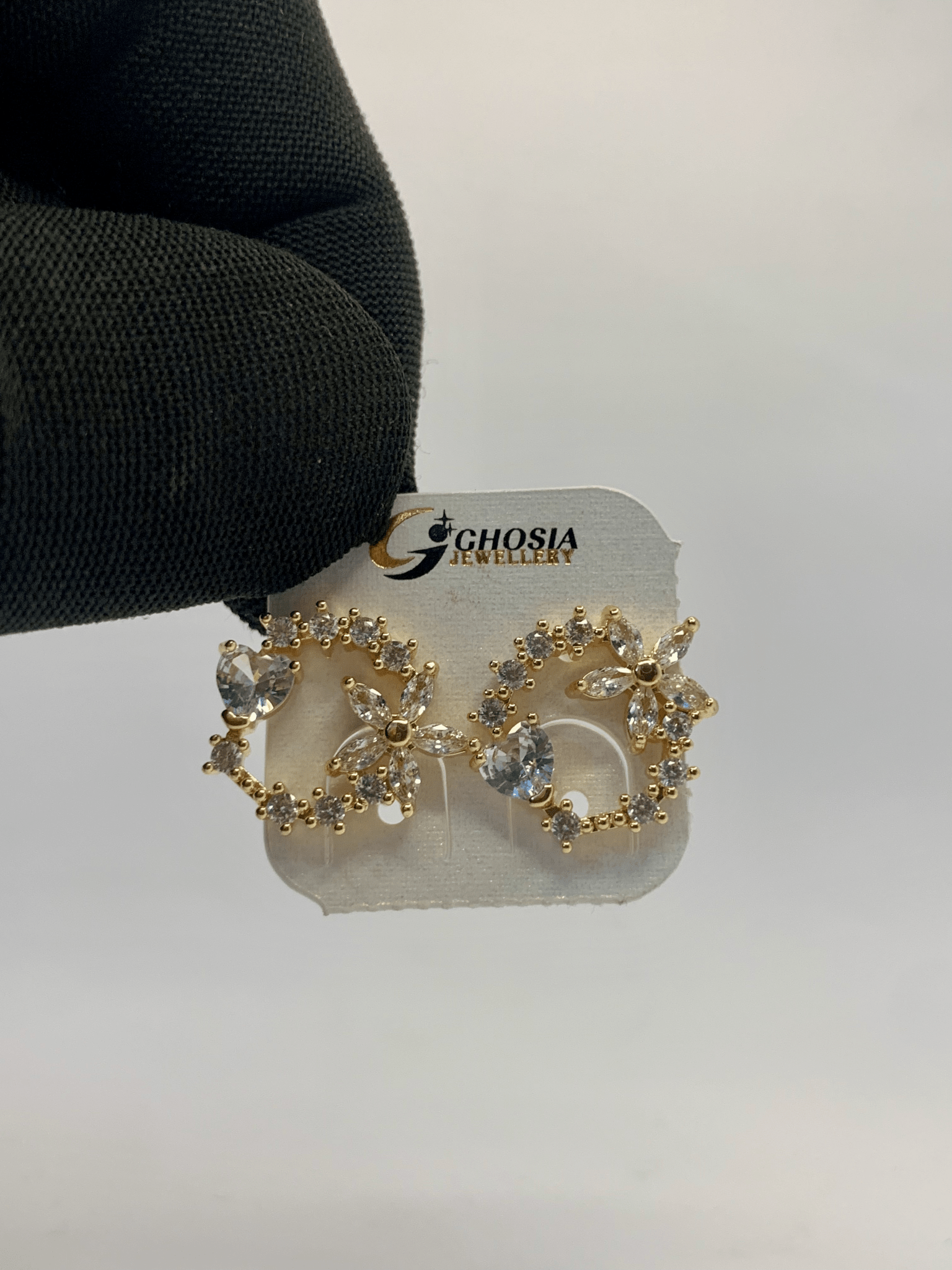 Jardin de Cristal | All-White Botanical Ribbon Hoops