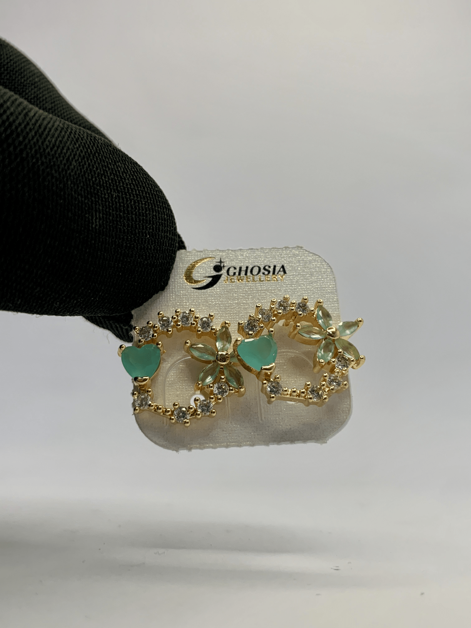 Jardin d'Azur | Aquamarine & Gold Botanical Wreaths